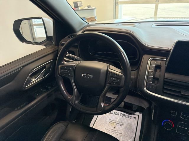 Used 2022 Chevrolet Suburban RST w/ Luxury Package AWD/4WD image 35