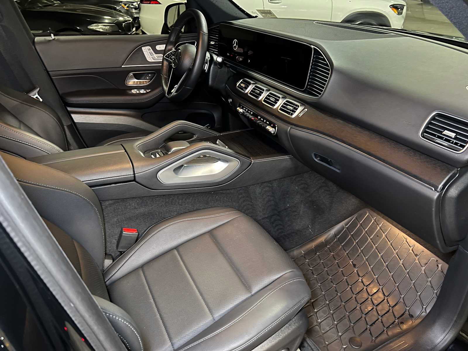 Used 2025 Mercedes-Benz GLE 350 4MATIC image 12