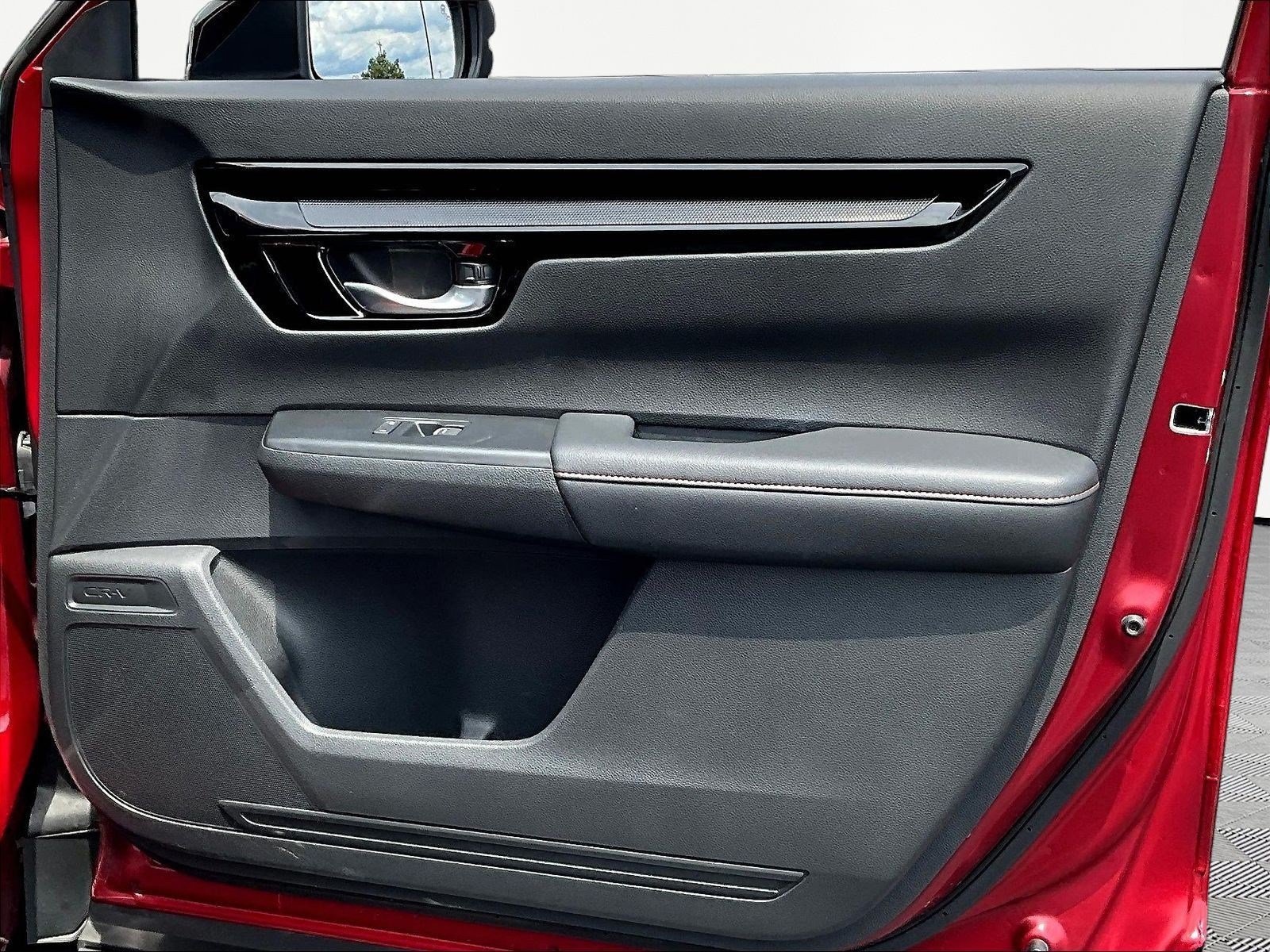 Used 2024 Honda CR-V Sport Touring image 27