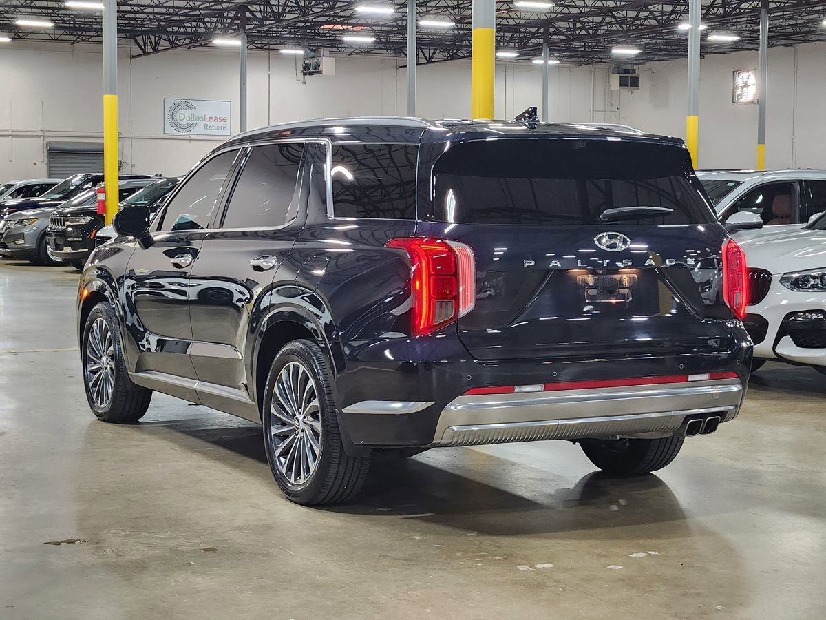Used 2025 Hyundai Palisade Calligraphy FWD image 11
