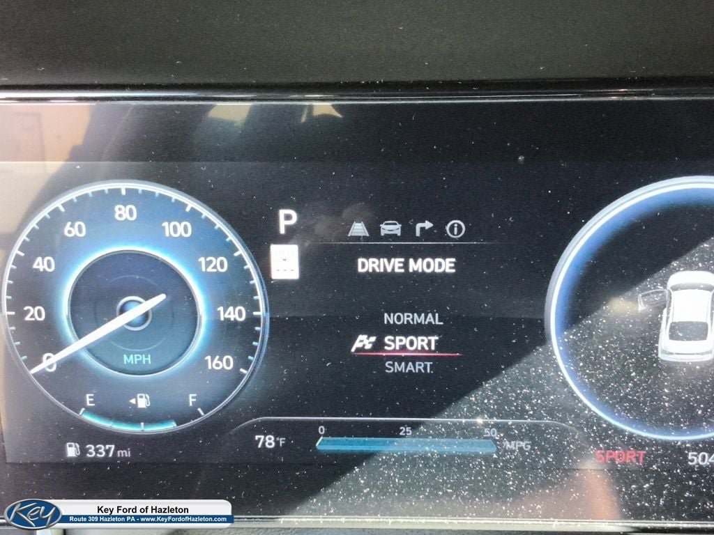 Used 2025 Hyundai Elantra SEL FWD image 30