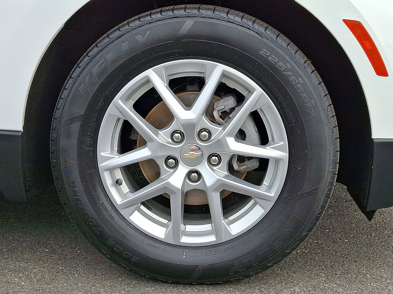 Certified 2023 Chevrolet Equinox LS w/ LS Convenience Package FWD image 26