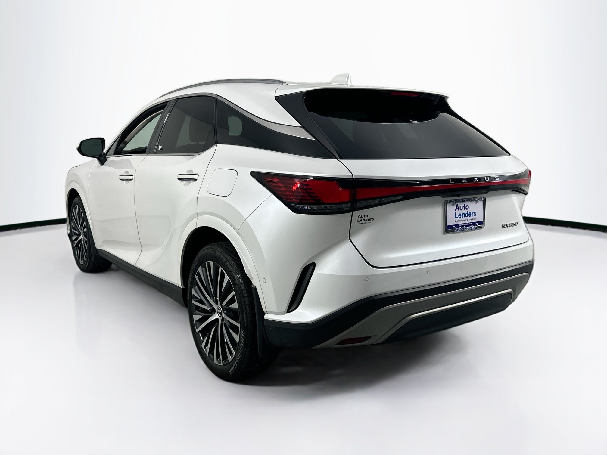Used 2023 Lexus RX 350 Premium Plus w/ Cold Area Package FWD image 7