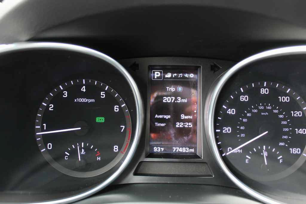 Used 2017 Hyundai Santa Fe Sport FWD image 15