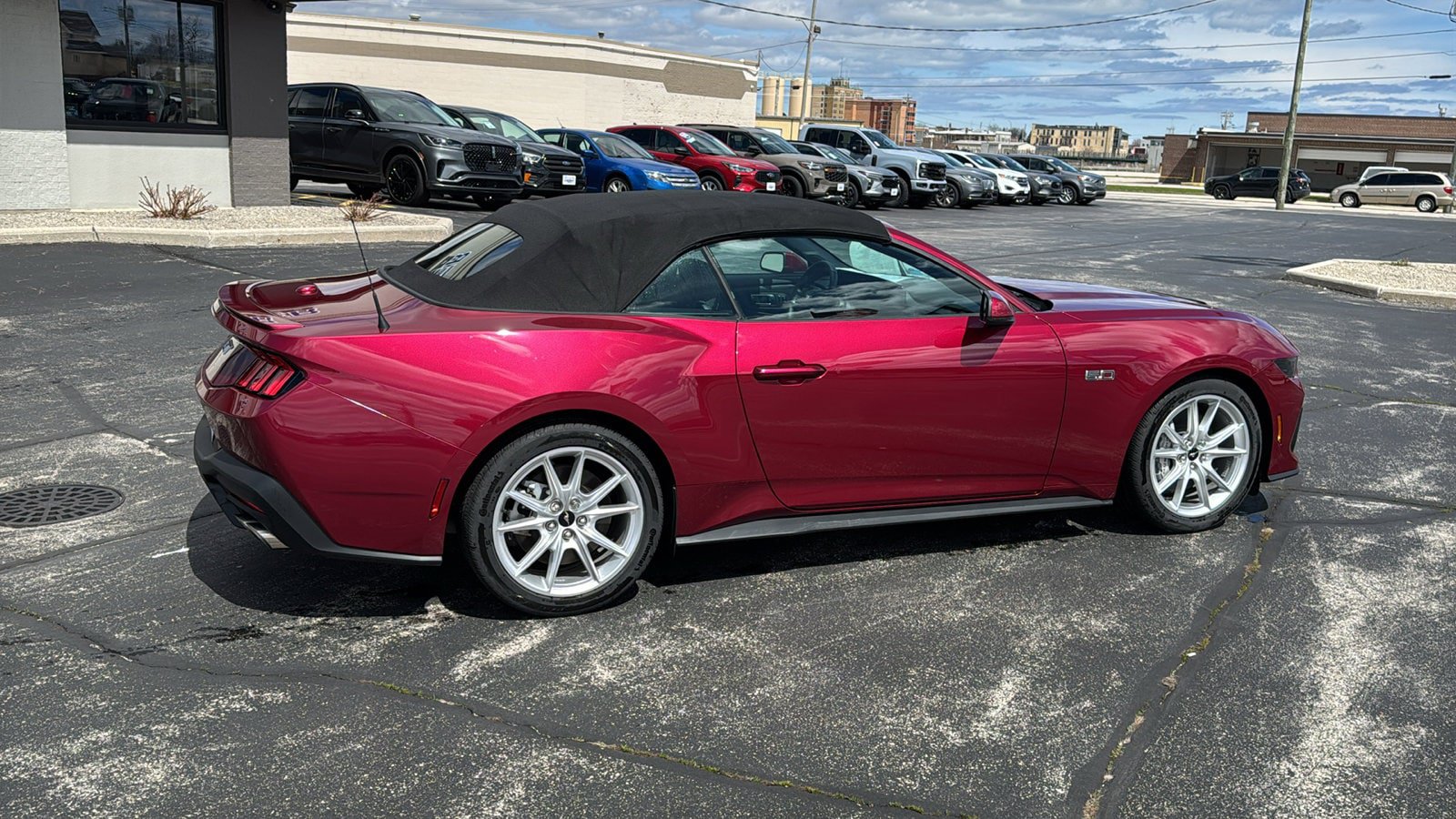 Used 2025 Ford Mustang GT Premium RWD image 10