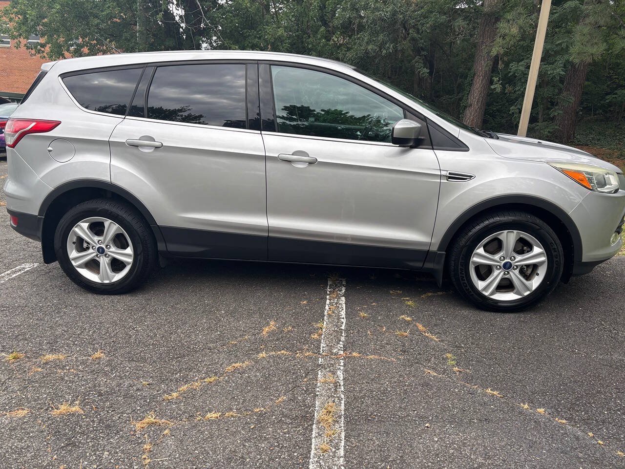 Used 2015 Ford Escape SE AWD/4WD image 4