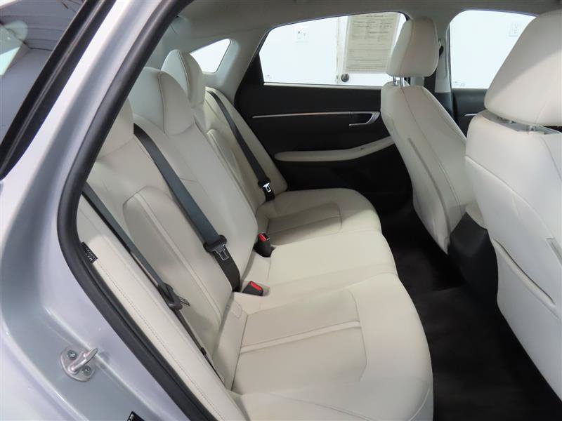 Used 2023 Hyundai Sonata SE w/ Preferred Accessory Package FWD image 29