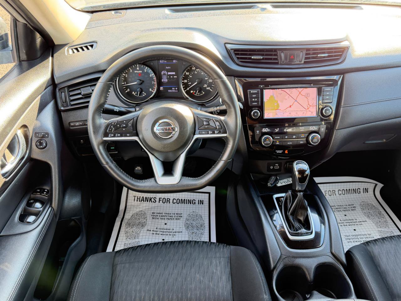 Used 2018 Nissan Rogue SV AWD/4WD image 28