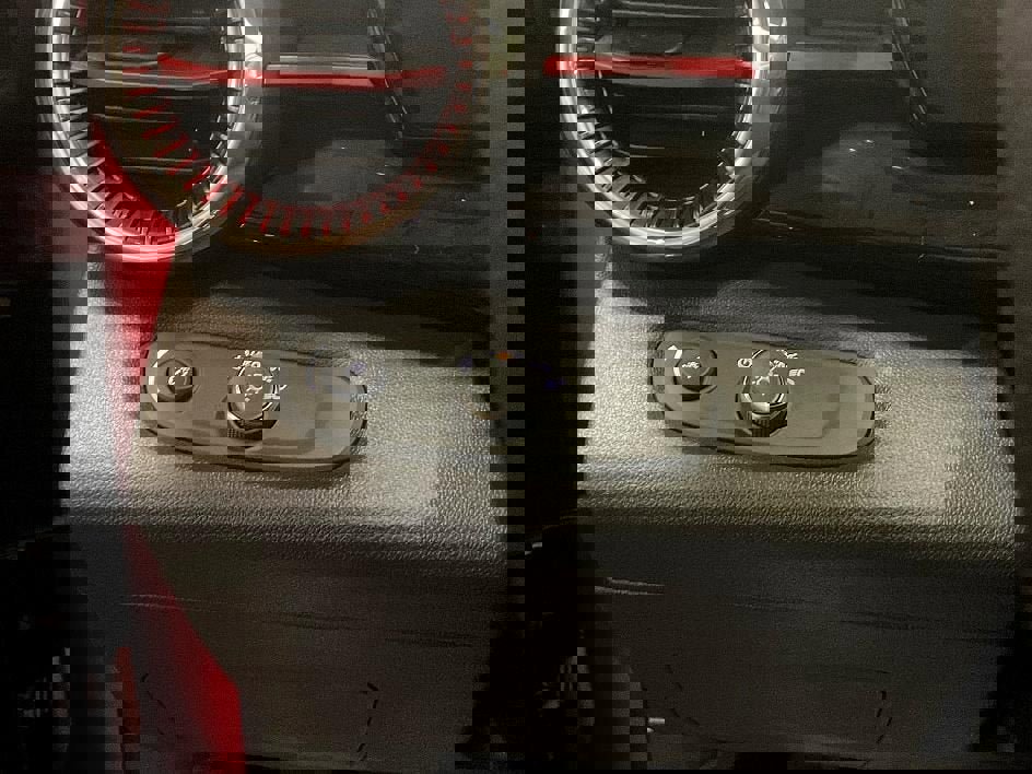 New 2026 Chevrolet Trax RS w/ Sunroof Package image 27