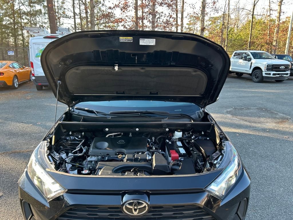 Used 2024 Toyota RAV4 XLE image 12