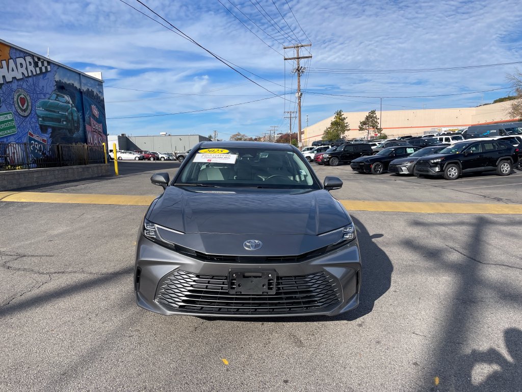 Certified 2025 Toyota Camry XLE AWD/4WD image 8