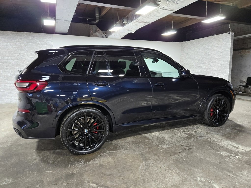Used 2023 BMW X5 M50i w/ Executive Package image 3