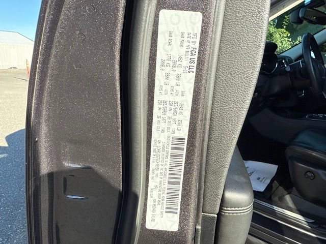 Used 2016 Dodge Durango Limited w/ Nav & Power Liftgate Group AWD/4WD image 24