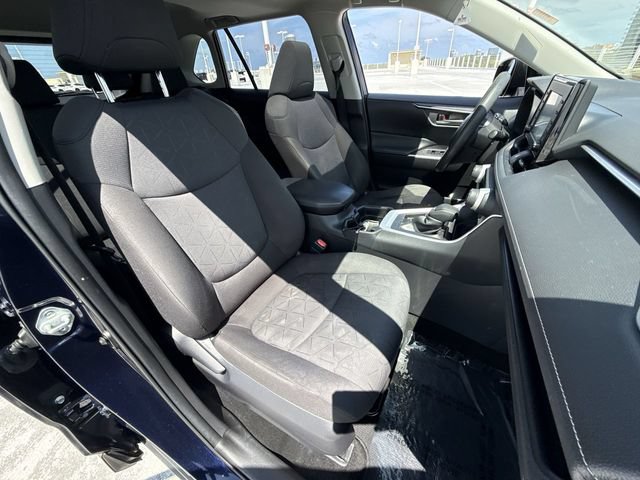 Used 2019 Toyota RAV4 XLE FWD image 26