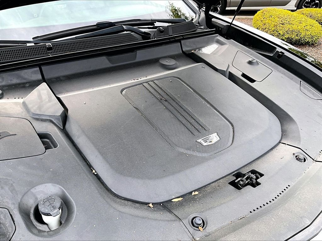 Used 2024 Cadillac Lyriq Luxury AWD/4WD image 34