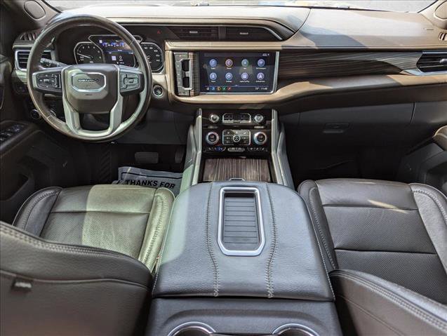 Used 2021 GMC Yukon Denali w/ Denali Premium Package image 17