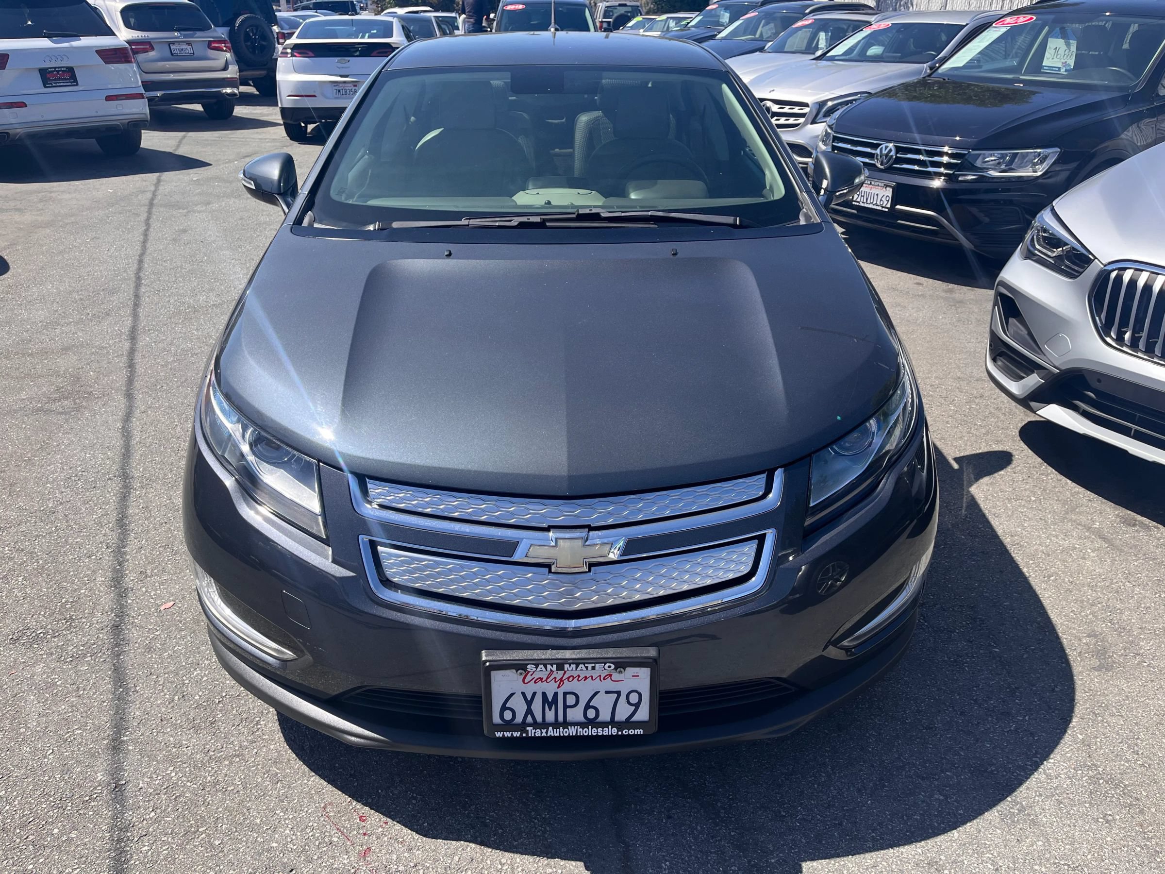 Used 2013 Chevrolet Volt Premium w/ Premium Trim Package FWD image 2