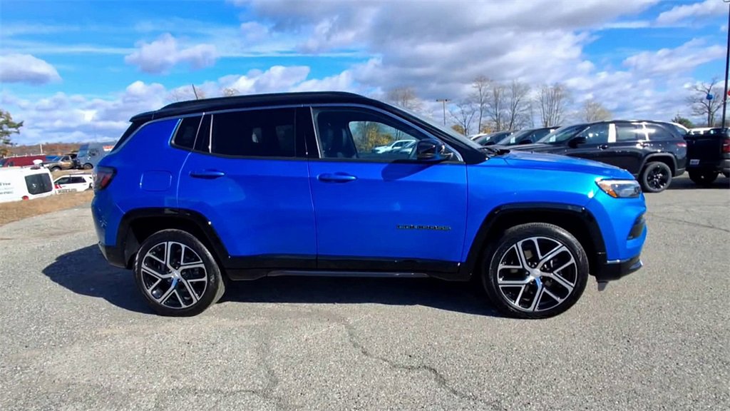 Certified 2024 Jeep Compass Limited w/ Elite Group image 9