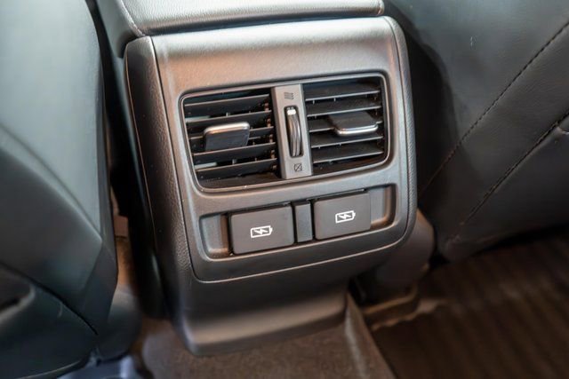 Used 2021 Honda Accord EX-L image 18