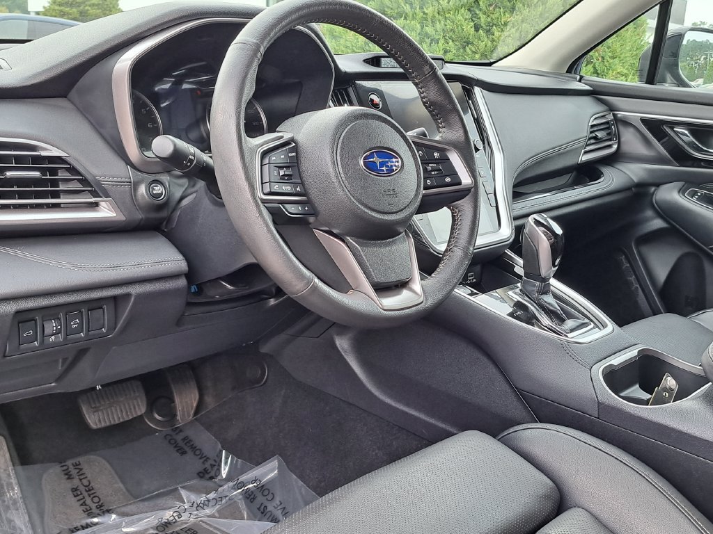 Used 2025 Subaru Outback Limited AWD/4WD image 8