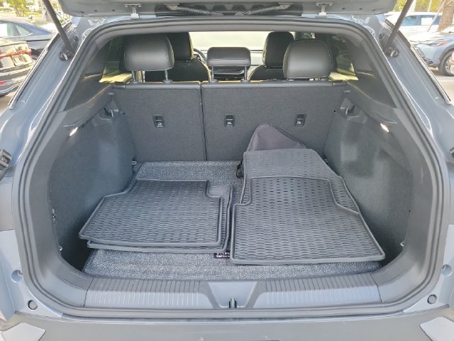 Certified 2024 Volkswagen ID.4 Pro RWD image 7