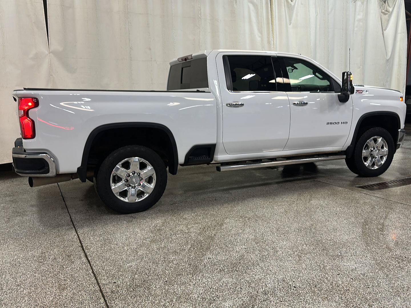 Used 2020 Chevrolet Silverado 2500 LTZ w/ LTZ Plus Package AWD/4WD image 5