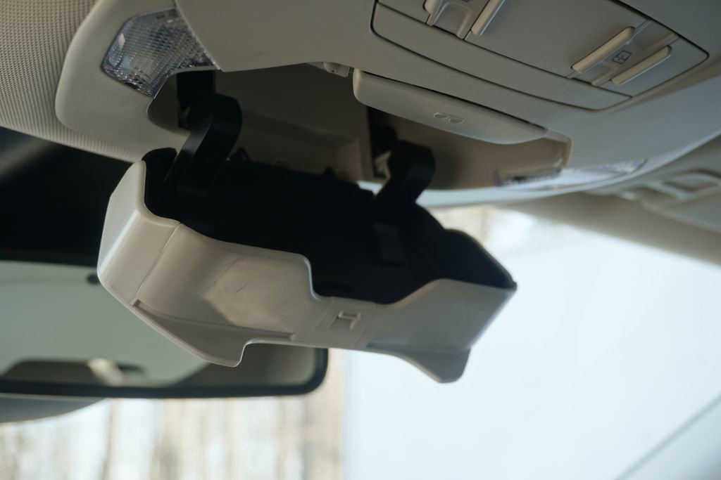 Used 2019 Ford Escape Titanium image 28
