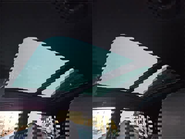 Used 2025 Audi Q8 Premium w/ Convenience Package image 18