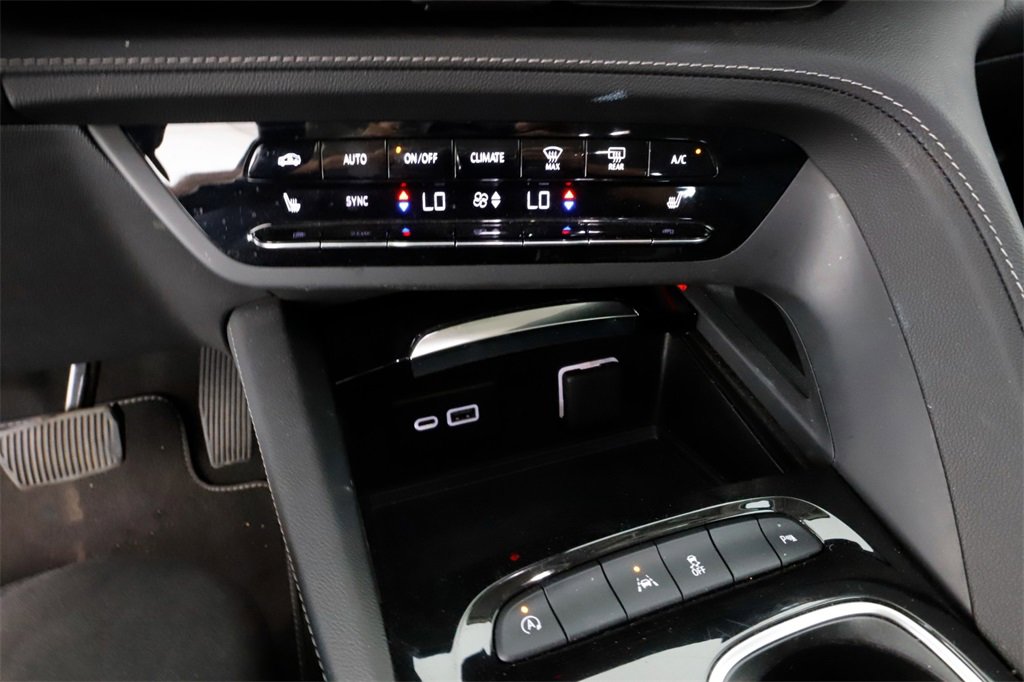 Used 2023 Buick Envision Essence image 20