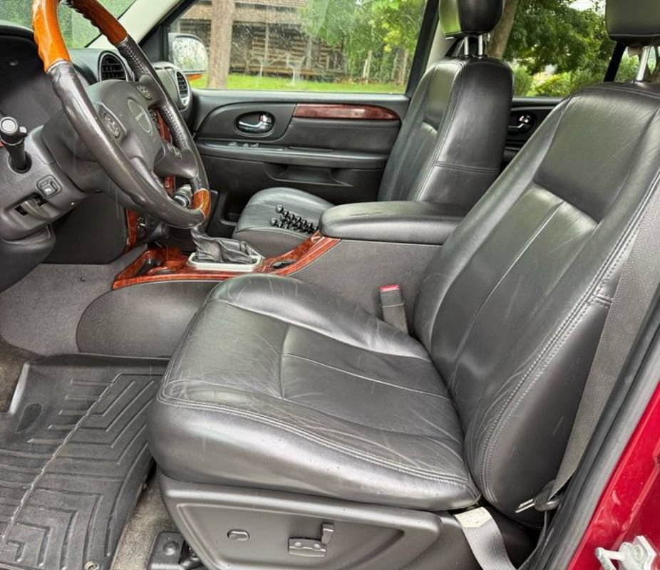Used 2007 GMC Envoy Denali AWD/4WD image 16