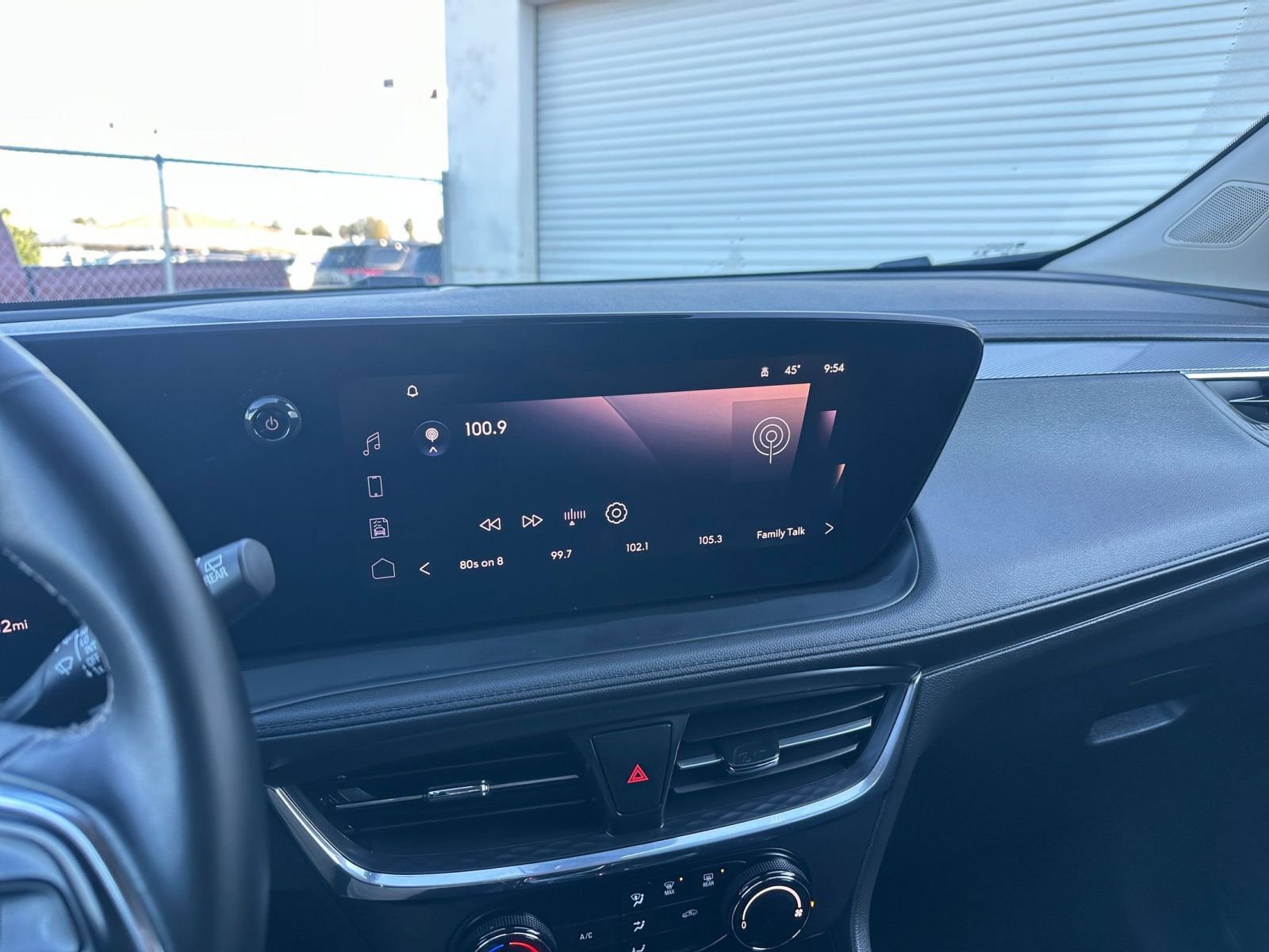 Used 2025 Buick Encore GX Preferred image 21