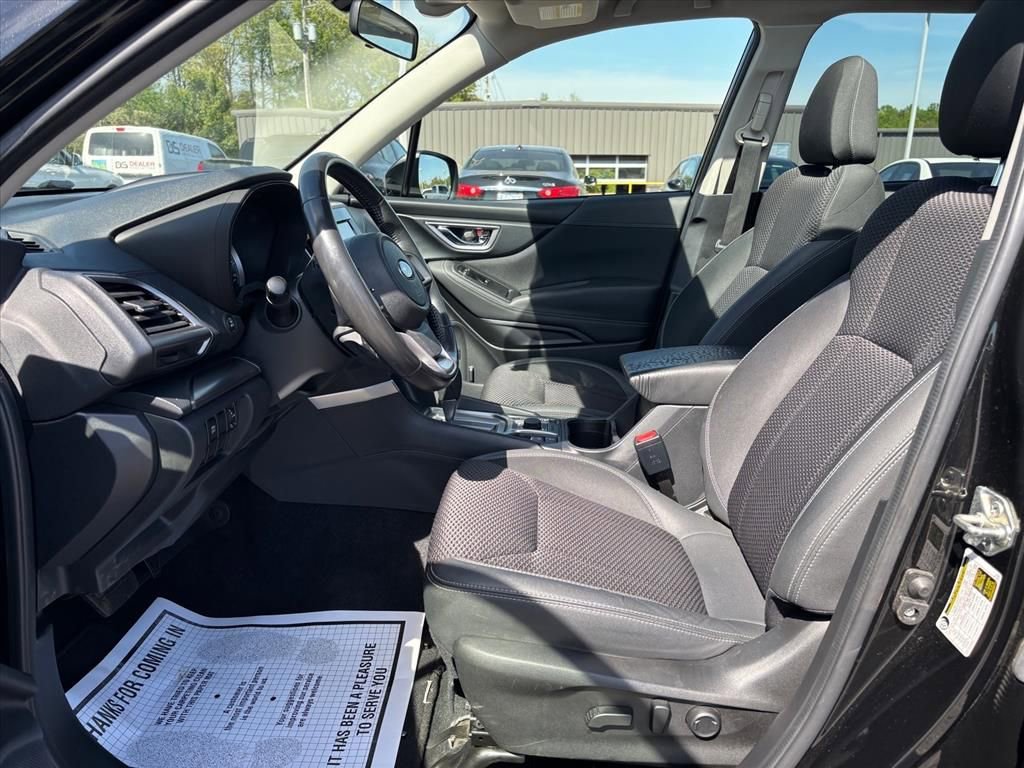 Used 2021 Subaru Forester Premium AWD/4WD image 12
