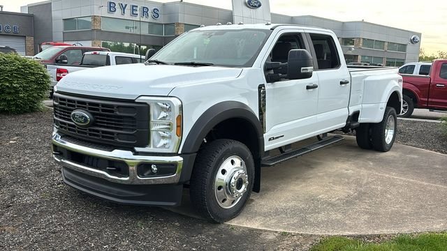 New 2026 Ford F450 XL w/ XL Driver Assist Package AWD/4WD image 2