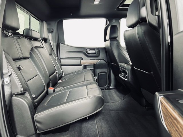 Used 2019 Chevrolet Silverado 1500 High Country image 14