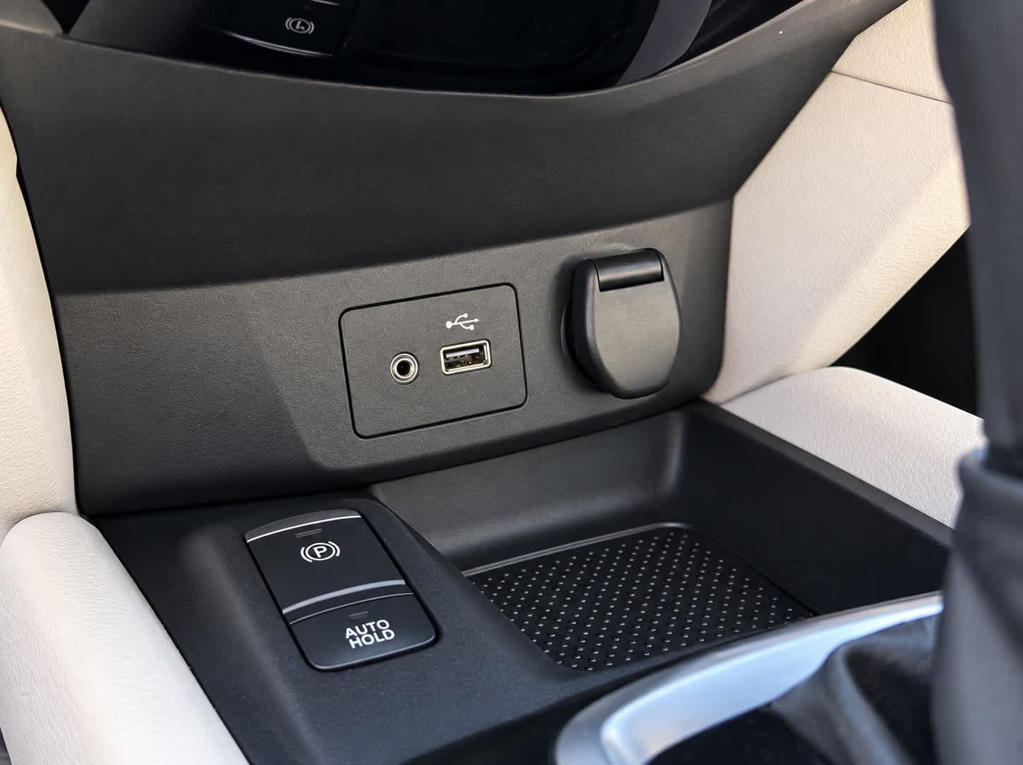 Certified 2022 Nissan Rogue Sport SL FWD image 17