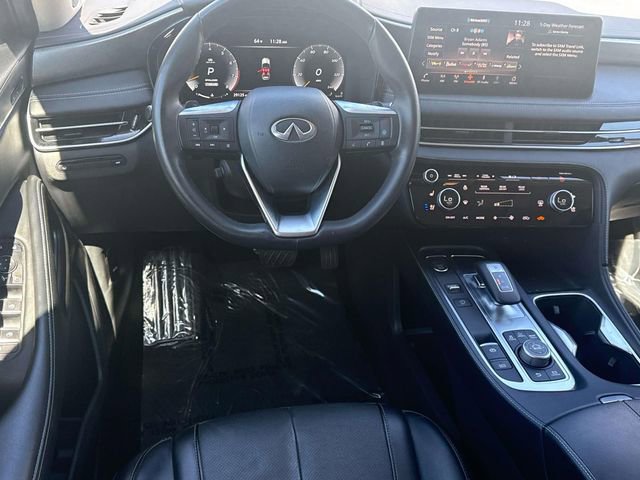Certified 2023 INFINITI QX60 Luxe w/ Performance Audio Package image 7