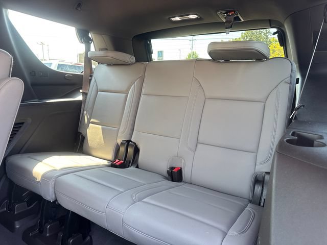 Used 2022 GMC Yukon SLT RWD image 12
