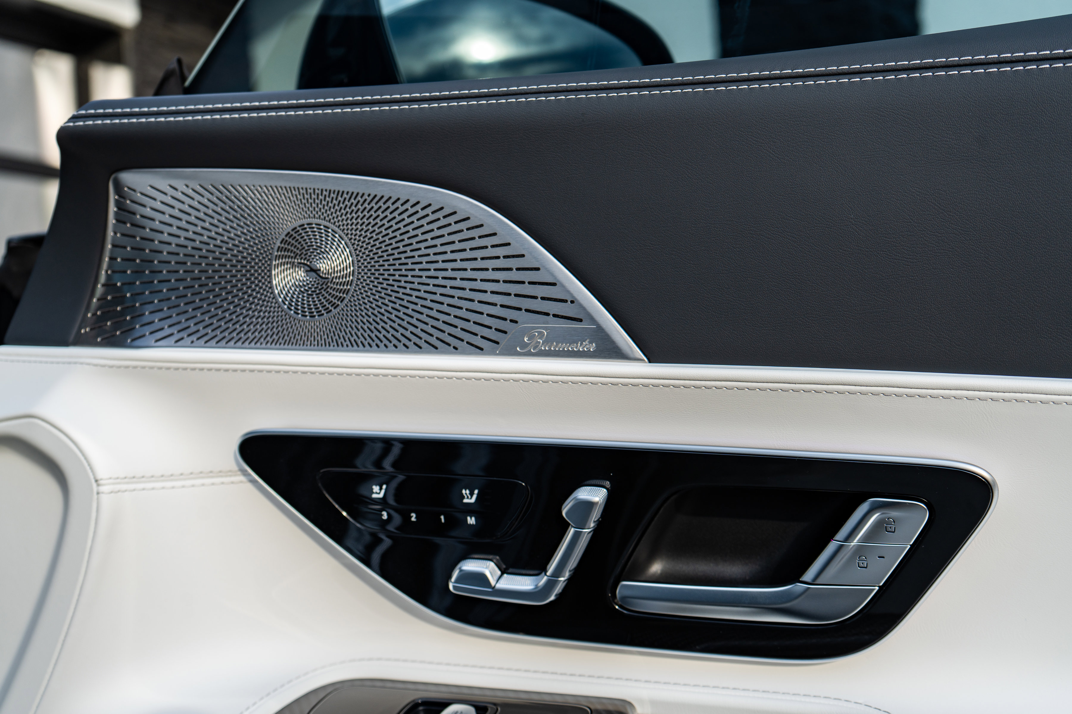 Used 2025 Mercedes-Benz AMG GT 63 image 27