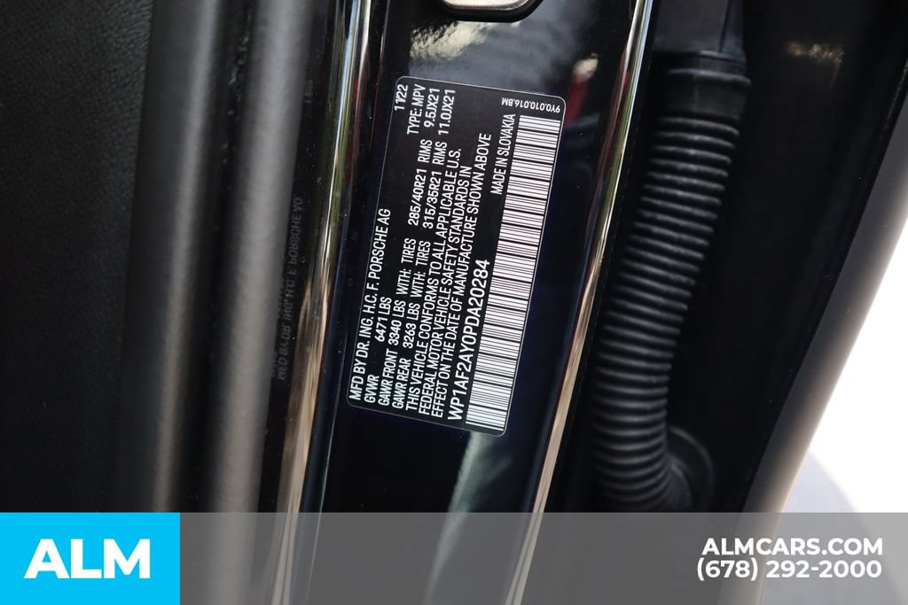 Used 2023 Porsche Cayenne Turbo AWD/4WD image 37