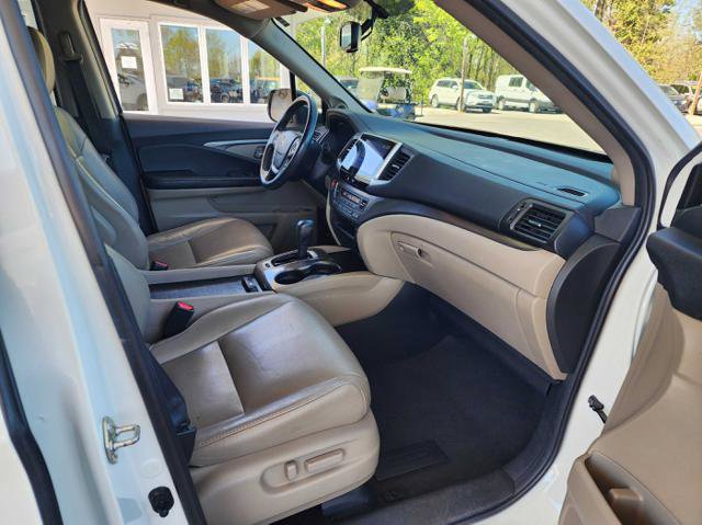 Used 2017 Honda Pilot EX-L image 19