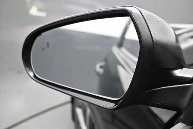 Used 2019 Hyundai Veloster 2.0 Premium FWD image 4