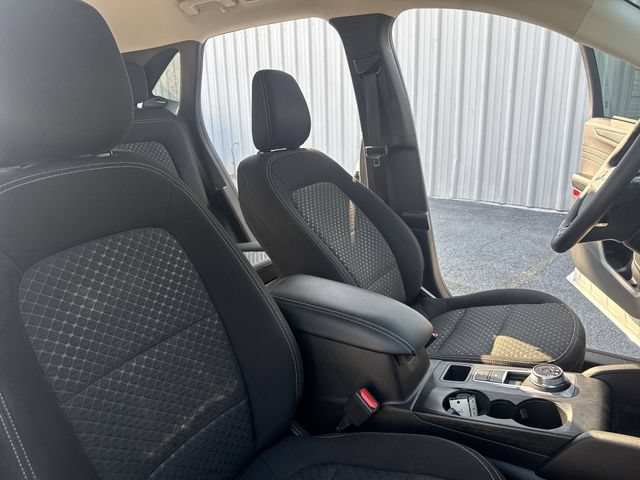 Used 2023 Ford Escape Active w/ Tech Pack #2 FWD image 10