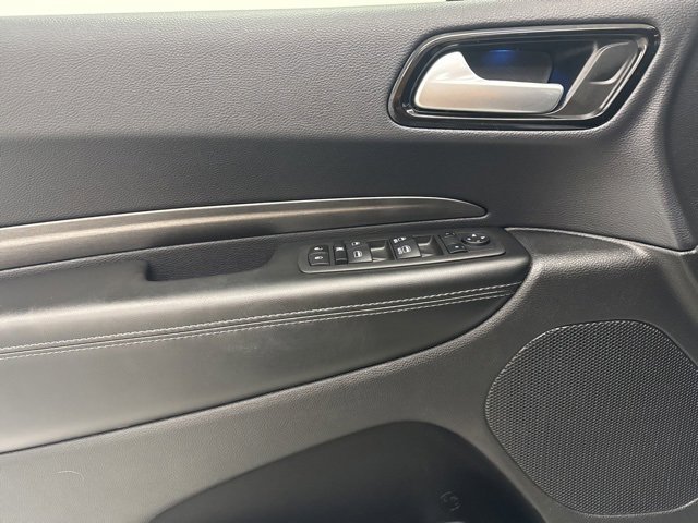 Used 2023 Dodge Durango SXT Launch Edition image 9