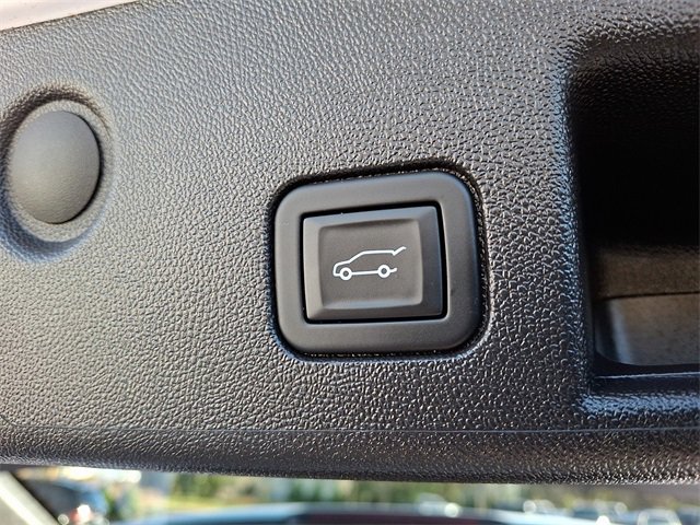 Used 2024 Chevrolet Equinox LT image 28