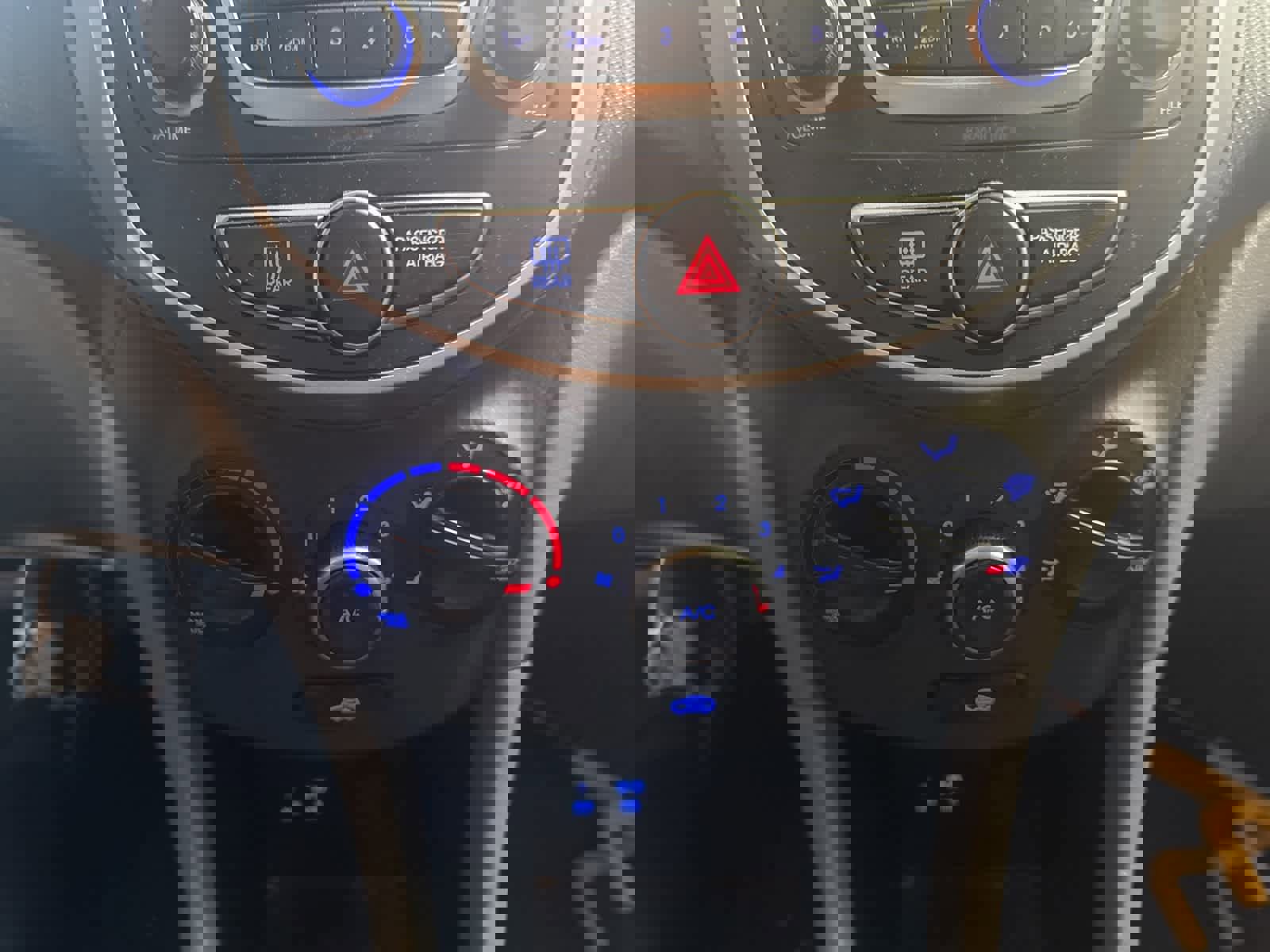 Used 2015 Hyundai Accent GLS image 23