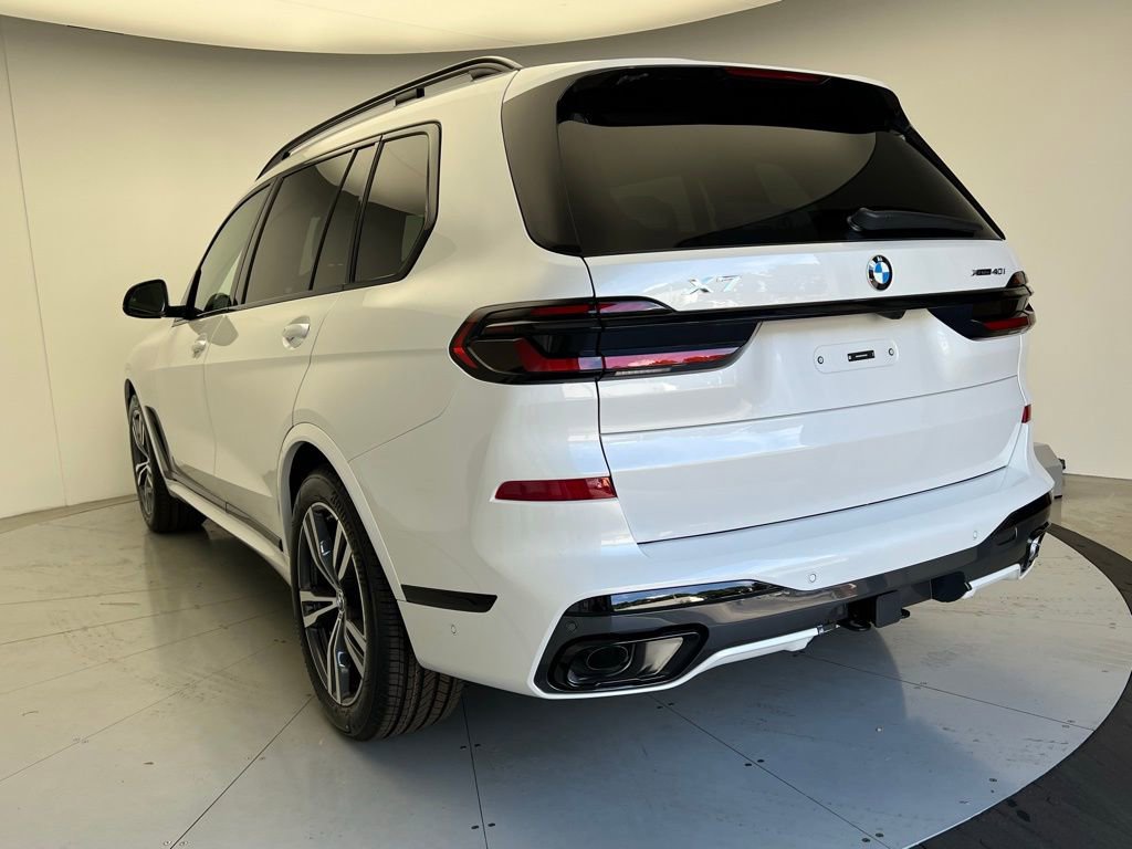 New 2026 BMW X7 xDrive40i w/ M Sport Package image 4