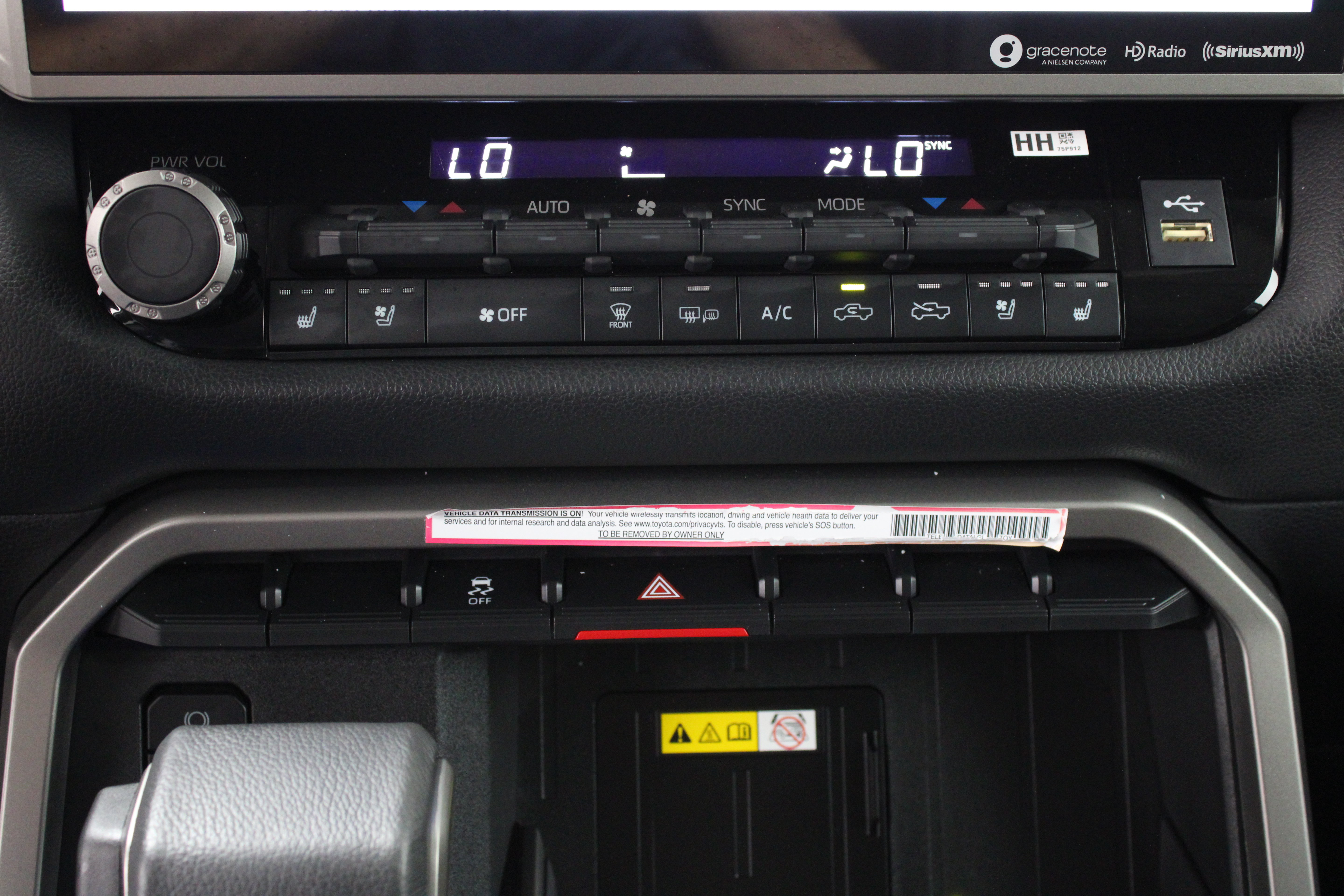 Used 2024 Toyota Tundra Limited w/ Power Package AWD/4WD image 21