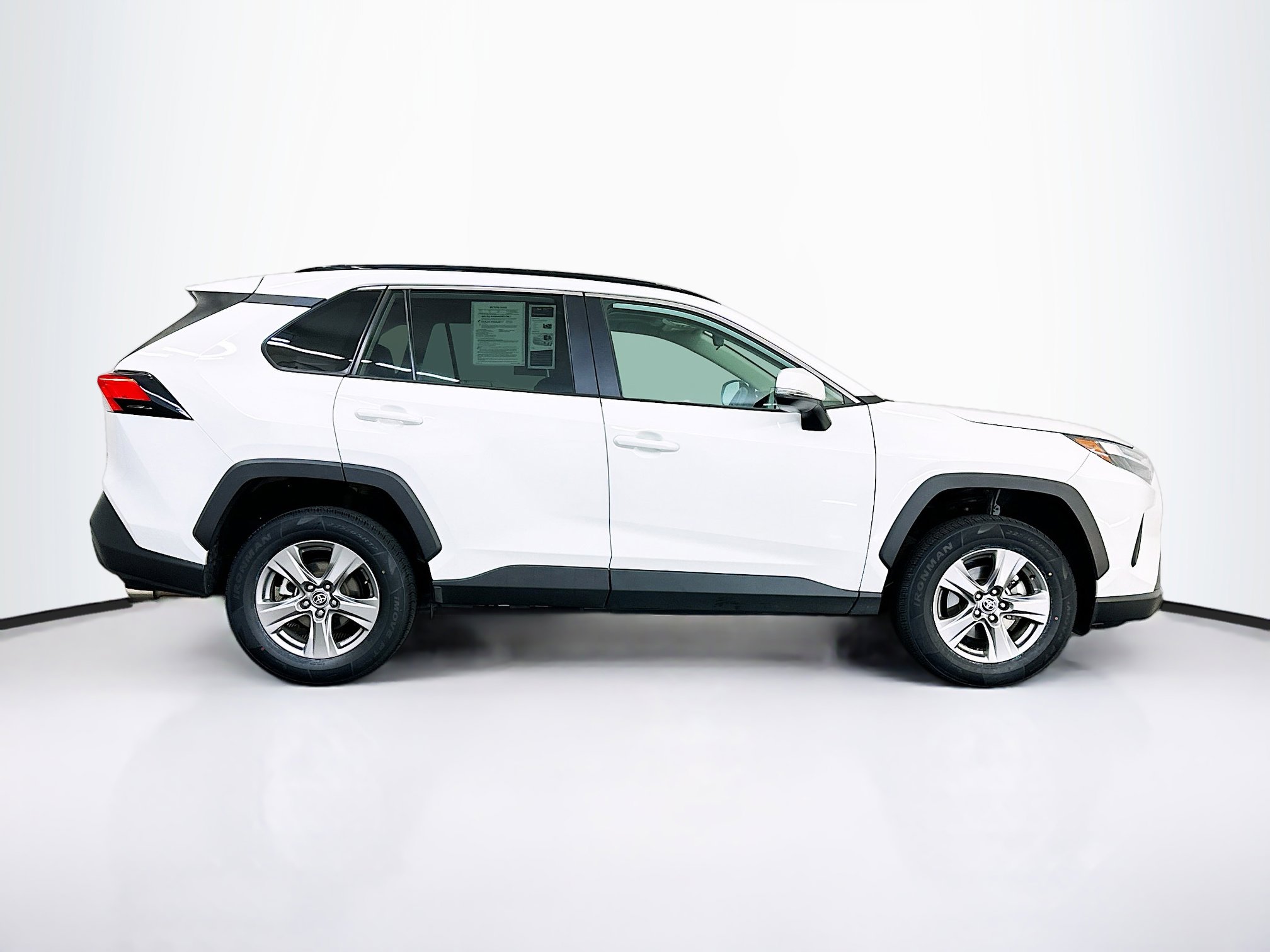 Used 2025 Toyota RAV4 XLE image 10