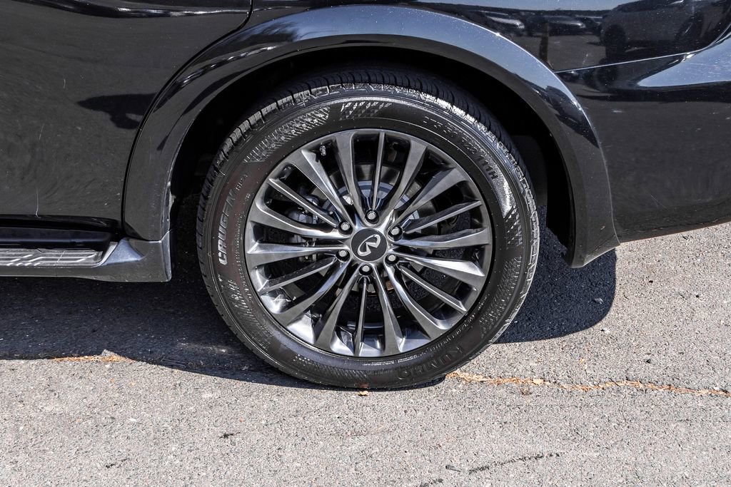 Used 2021 INFINITI QX80 Premium Select w/ All-Season Package image 12
