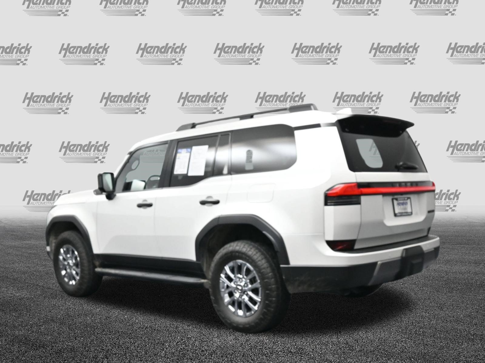 Used 2024 Lexus GX 550 AWD/4WD image 7